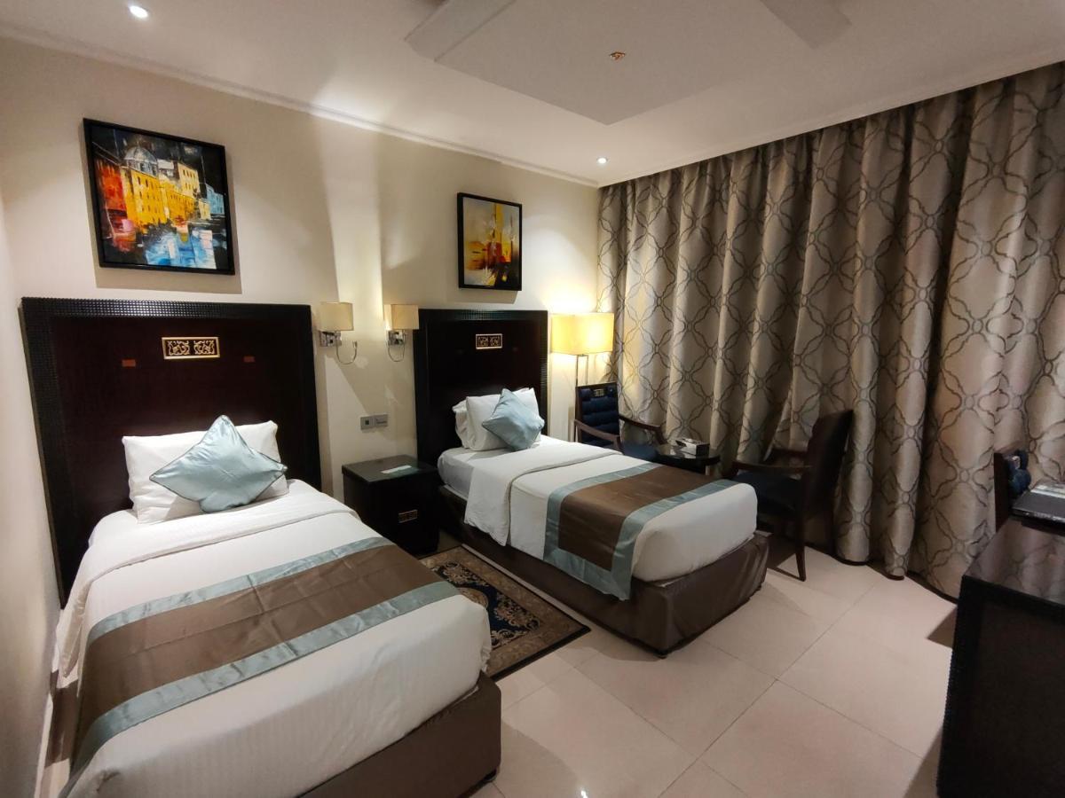 Smana Hotel Al Raffa Dubai Eksteriør bilde