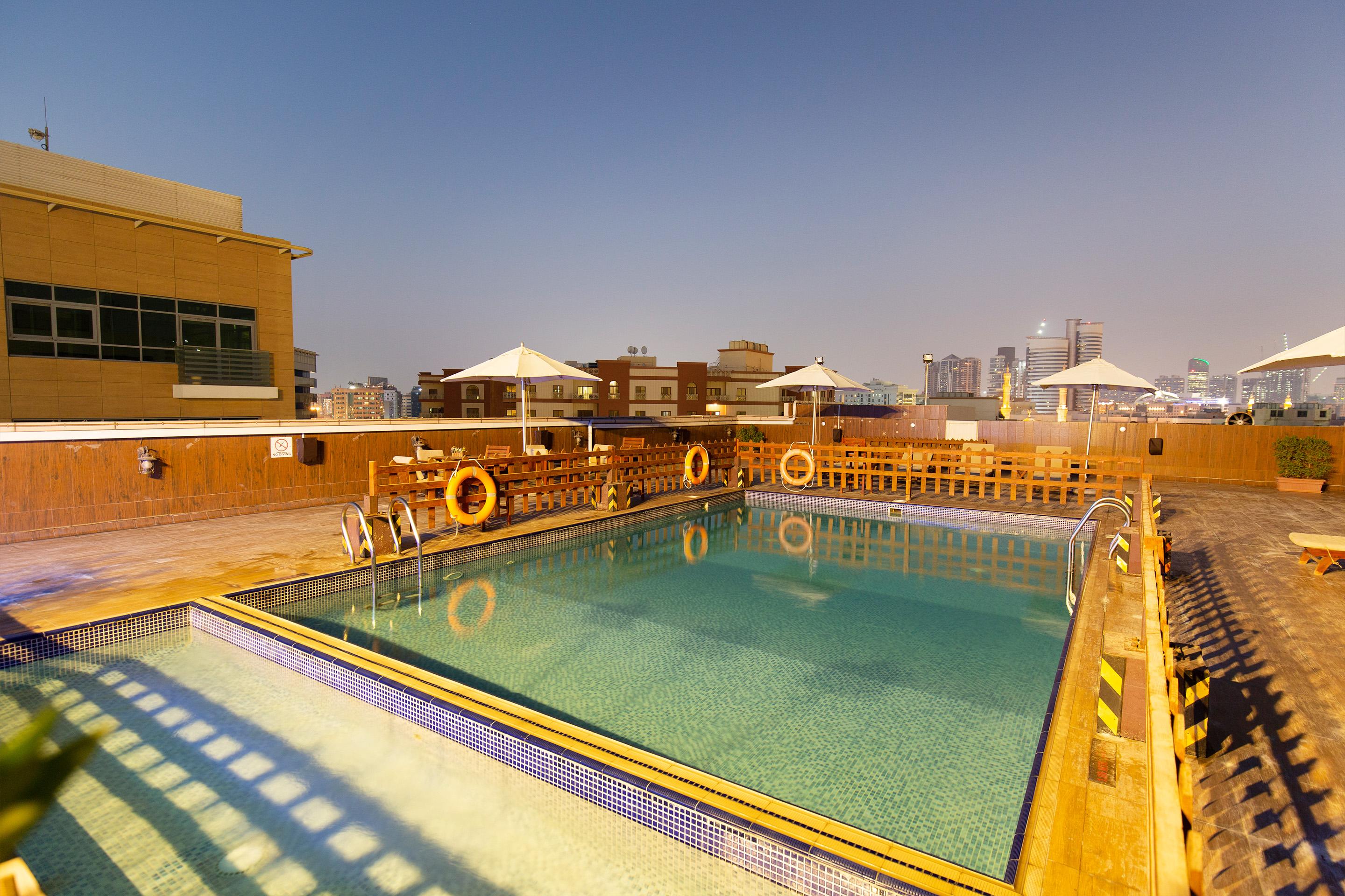 Smana Hotel Al Raffa Dubai Eksteriør bilde