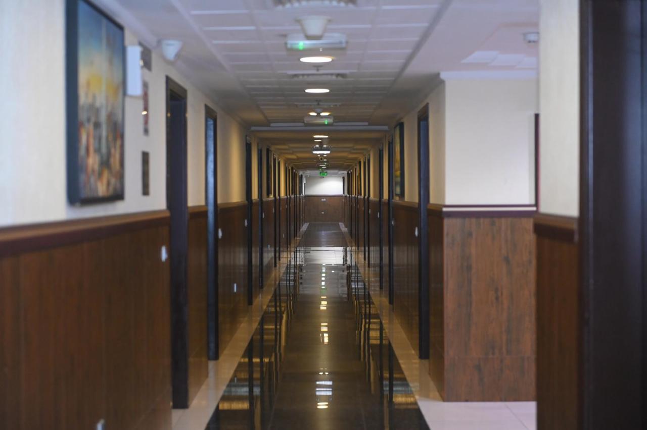 Smana Hotel Al Raffa Dubai Eksteriør bilde