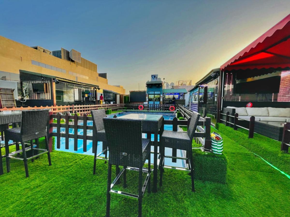 Smana Hotel Al Raffa Dubai Eksteriør bilde