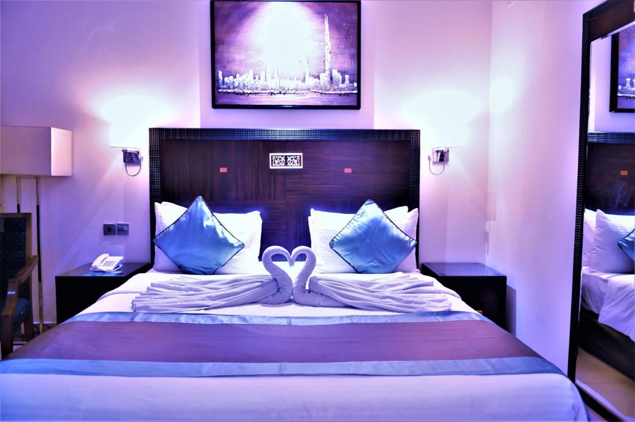 Smana Hotel Al Raffa Dubai Eksteriør bilde