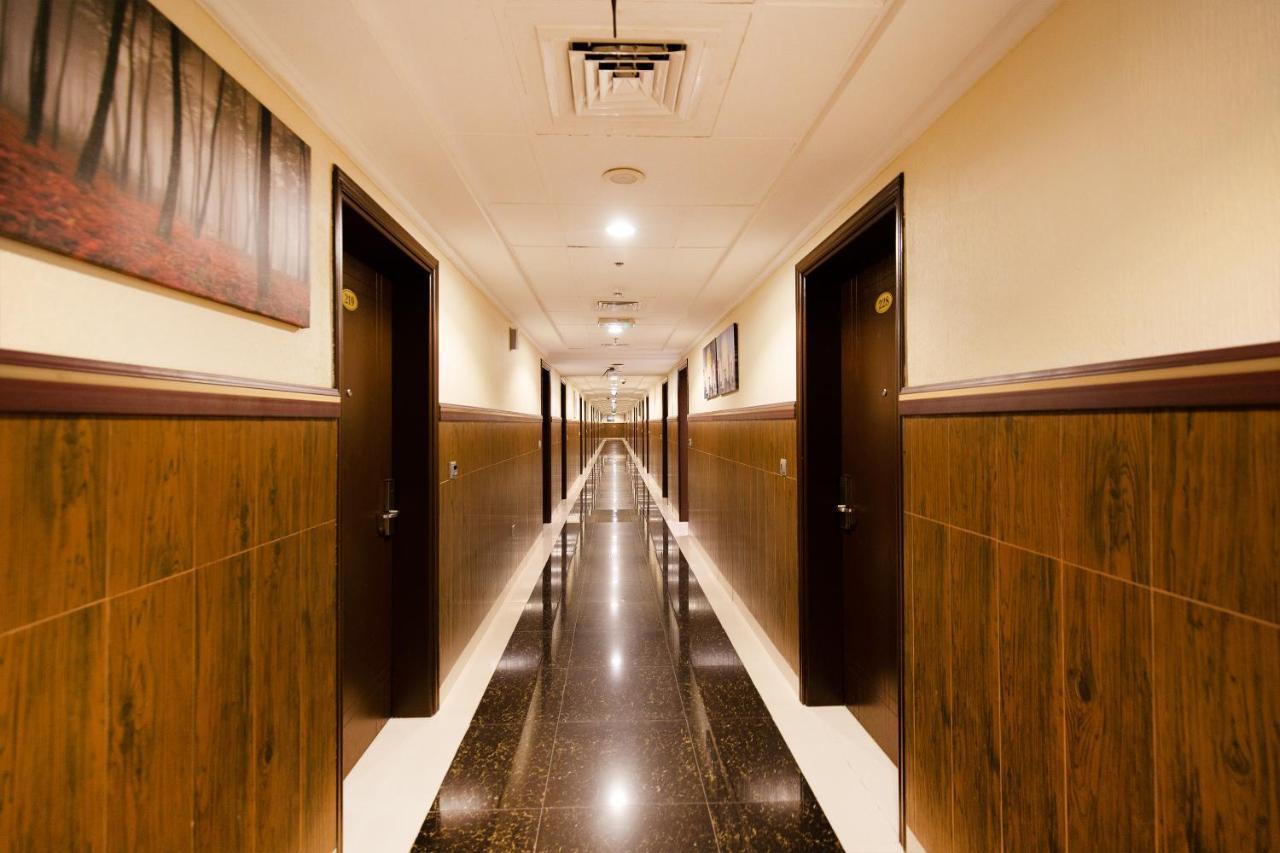 Smana Hotel Al Raffa Dubai Eksteriør bilde